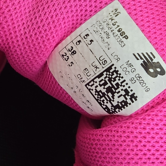 New Balance Pink Athletic Running Shoes Sz 5.5 - Picture 8 of 8